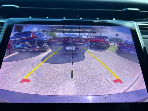 Certified 2023 Jeep Grand Cherokee L Overland w/ Rear Seat Video Group I AWD/4WD image 32