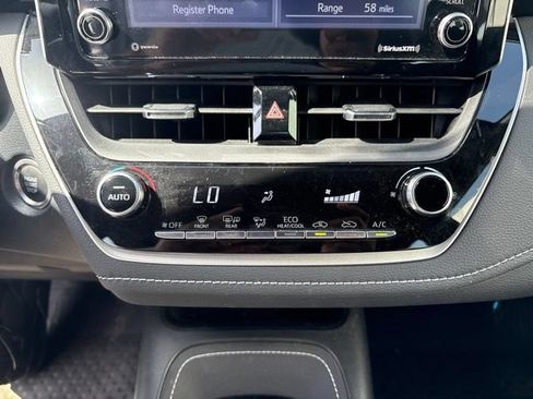 Used 2021 Toyota Corolla SE FWD image 17
