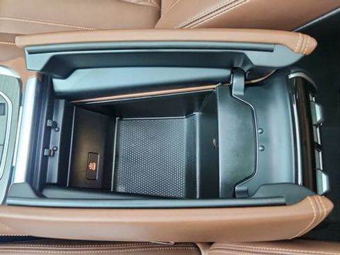 Used 2025 BMW X7 M60i image 61