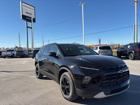 New 2026 Chevrolet Blazer LT w/ Midnight/Sport Edition image 3