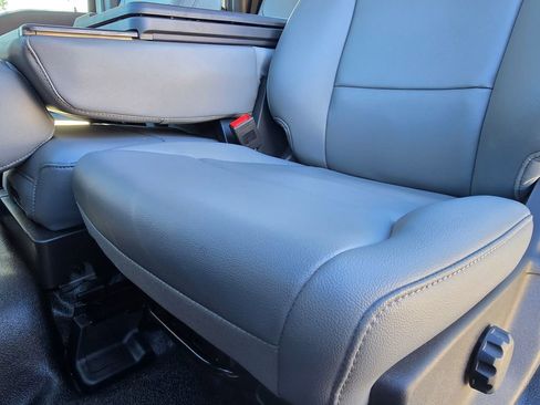 New 2024 Ford F550 4x4 SuperCab Super Duty image 35