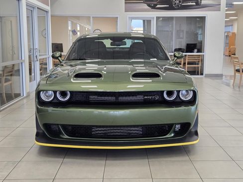 Used 2023 Dodge Challenger SRT Hellcat image 2