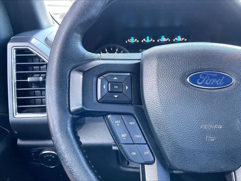 Used 2016 Ford F150 XLT w/ Equipment Group 302A Luxury AWD/4WD image 22