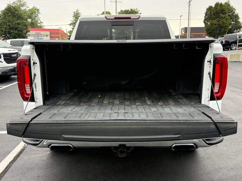 Used 2020 GMC Sierra 1500 SLT w/ SLT Premium Plus Package AWD/4WD image 4