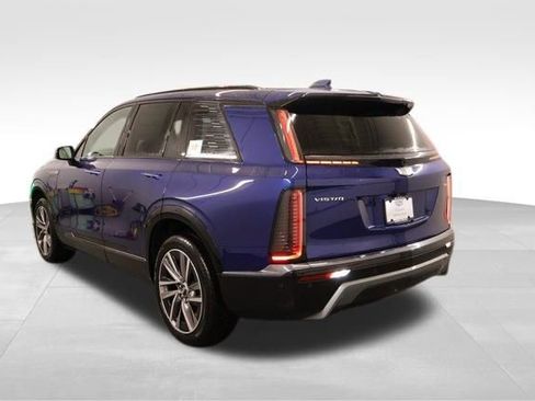 New 2026 Cadillac Vistiq Sport image 4