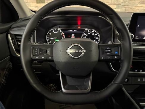 Certified 2025 Nissan Rogue SV AWD/4WD image 14