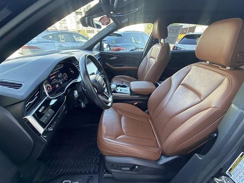 Used 2021 Audi Q7 3.0T Premium w/ Convenience Package AWD/4WD image 19