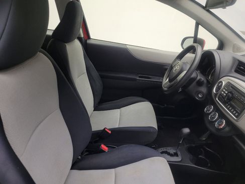 Used 2014 Toyota Yaris LE image 22