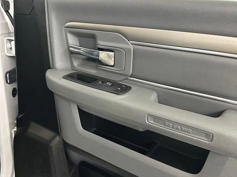 Used 2019 RAM 1500 Classic Warlock image 41