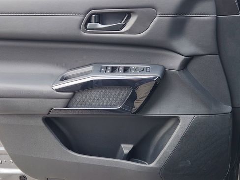 New 2026 Nissan Pathfinder SV image 16