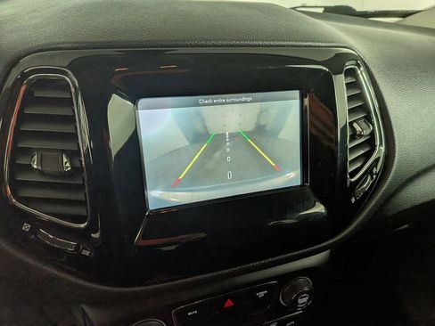 Used 2019 Jeep Compass Altitude image 25