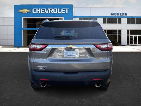 Used 2020 Chevrolet Traverse LT image 4