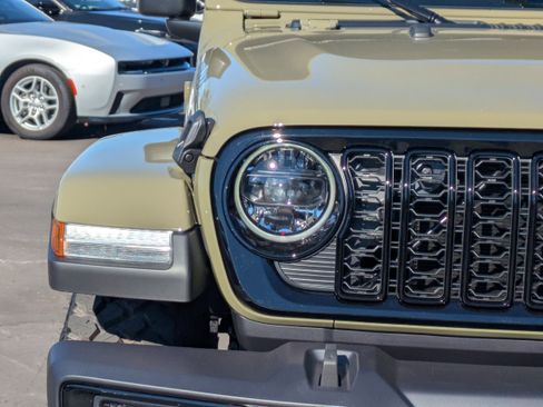 New 2026 Jeep Gladiator Sport image 10