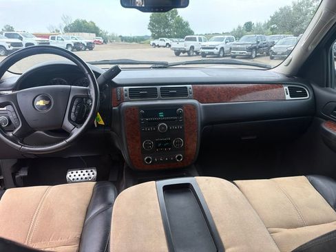 Used 2007 Chevrolet Tahoe LT w/ LT Preferred Equipment Group AWD/4WD image 21