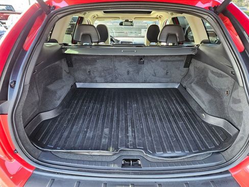 Used 2012 Volvo XC60 T6 R-Design Platinum image 16