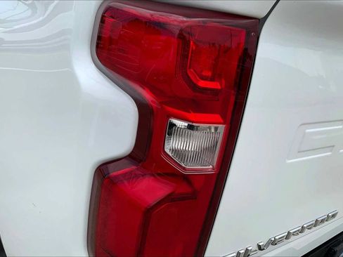 Used 2023 Chevrolet Silverado 2500 High Country AWD/4WD image 28