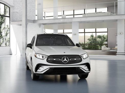 Used 2026 Mercedes-Benz GLC 300 4MATIC image 7