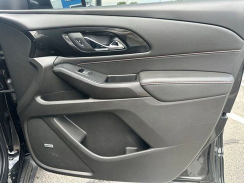 Used 2023 Chevrolet Traverse RS w/ LPO, Floor Liner Package AWD/4WD image 12