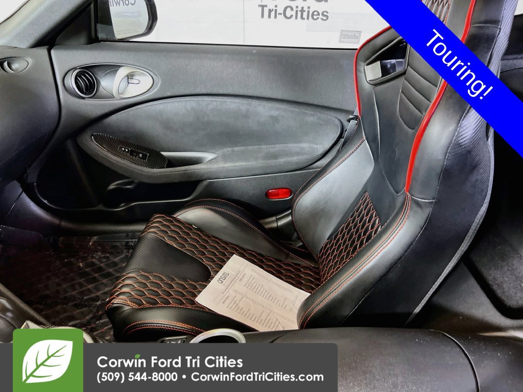 Used 2013 Nissan 370Z Touring RWD image 26