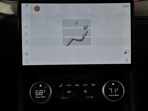 New 2026 Jaguar F-PACE R-Dynamic S image 16