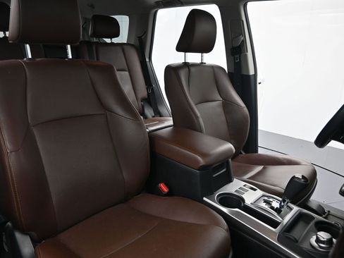 Used 2023 Toyota 4Runner Limited image 11