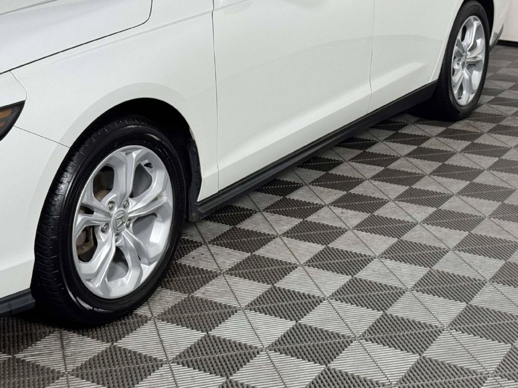 Used 2024 Honda Accord LX image 13