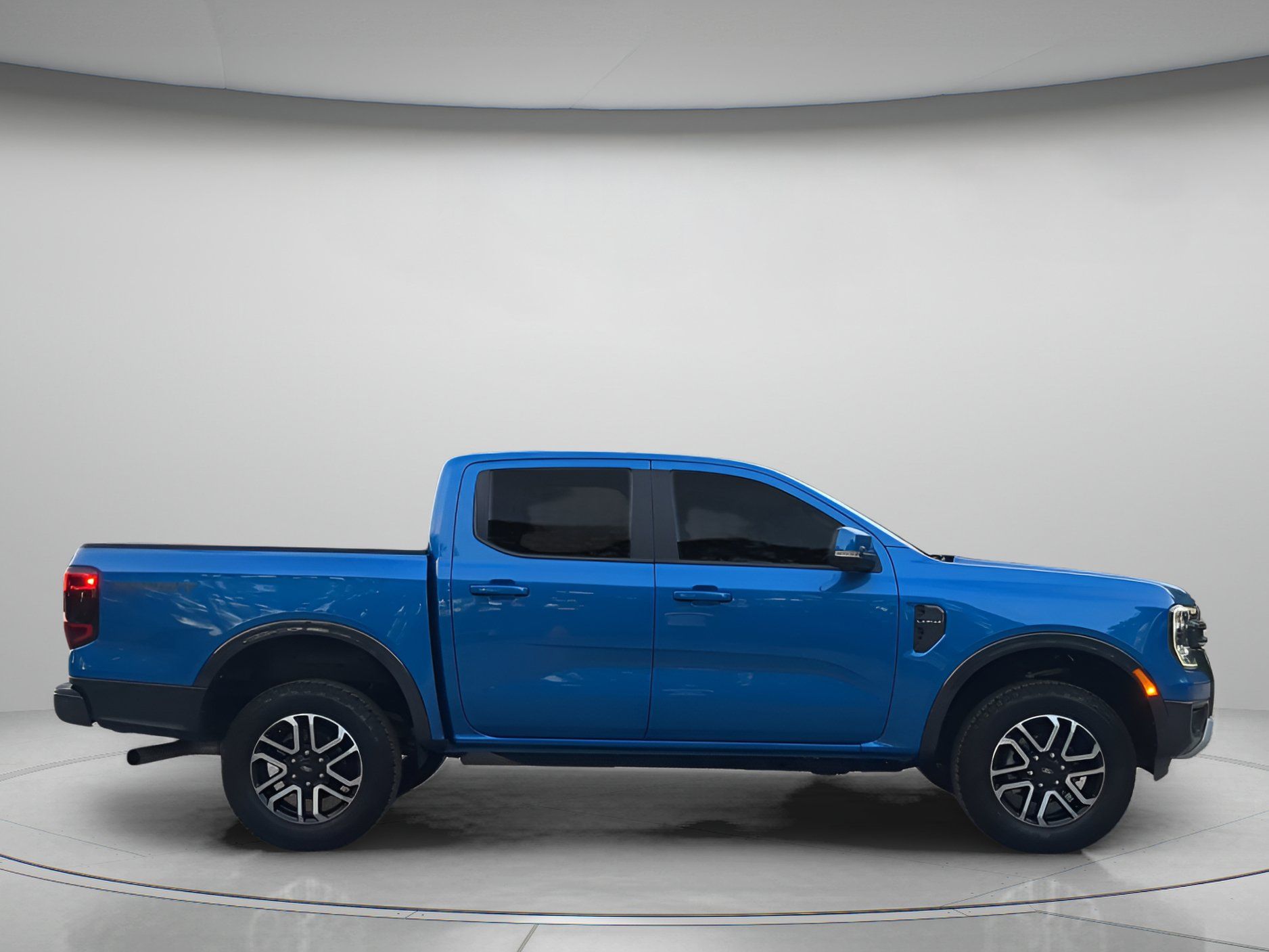 Certified 2024 Ford Ranger Lariat w/ Trailer Tow Package RWD image 39