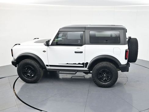 Used 2023 Ford Bronco Wildtrak AWD/4WD image 37