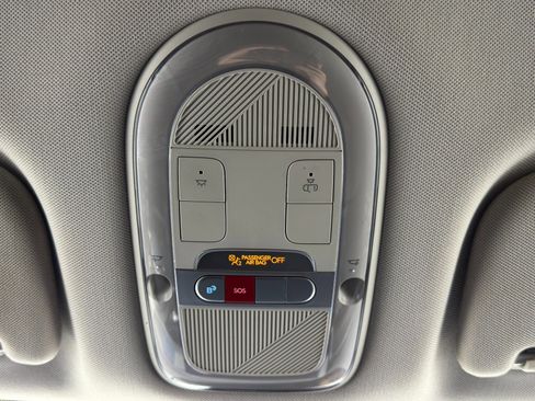 Used 2022 Hyundai Ioniq 5 SE w/ Cargo Package image 28