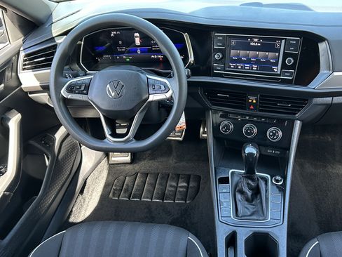 Used 2023 Volkswagen Jetta Sport FWD image 10