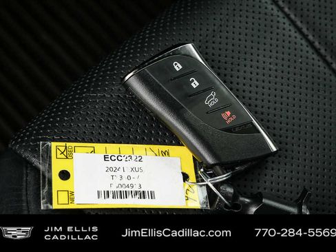Used 2024 Lexus TX 500h AWD w/ Technology Package image 40
