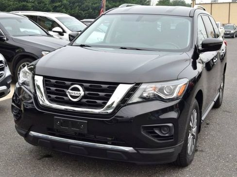 Used 2019 Nissan Pathfinder S AWD/4WD image 1