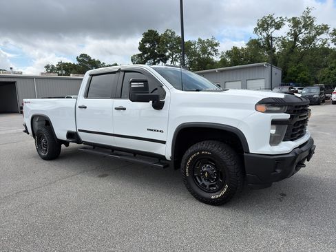 Used 2024 Chevrolet Silverado 2500 W/T w/ WT Convenience Package AWD/4WD image 33
