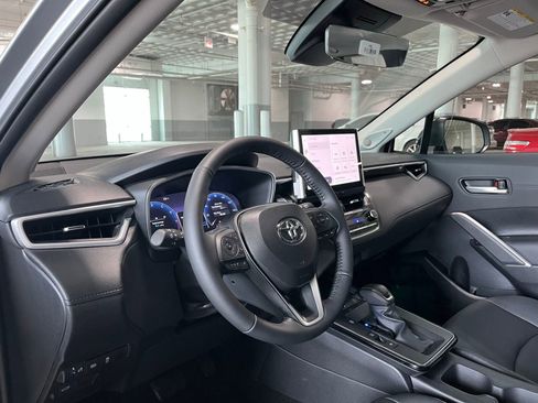 New 2026 Toyota Corolla Cross XLE AWD/4WD image 17