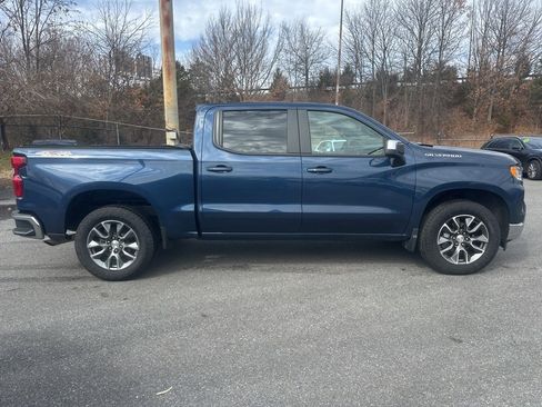 Used 2023 Chevrolet Silverado 1500 LT image 4