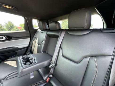 Used 2024 Jeep Compass Limited AWD/4WD image 17