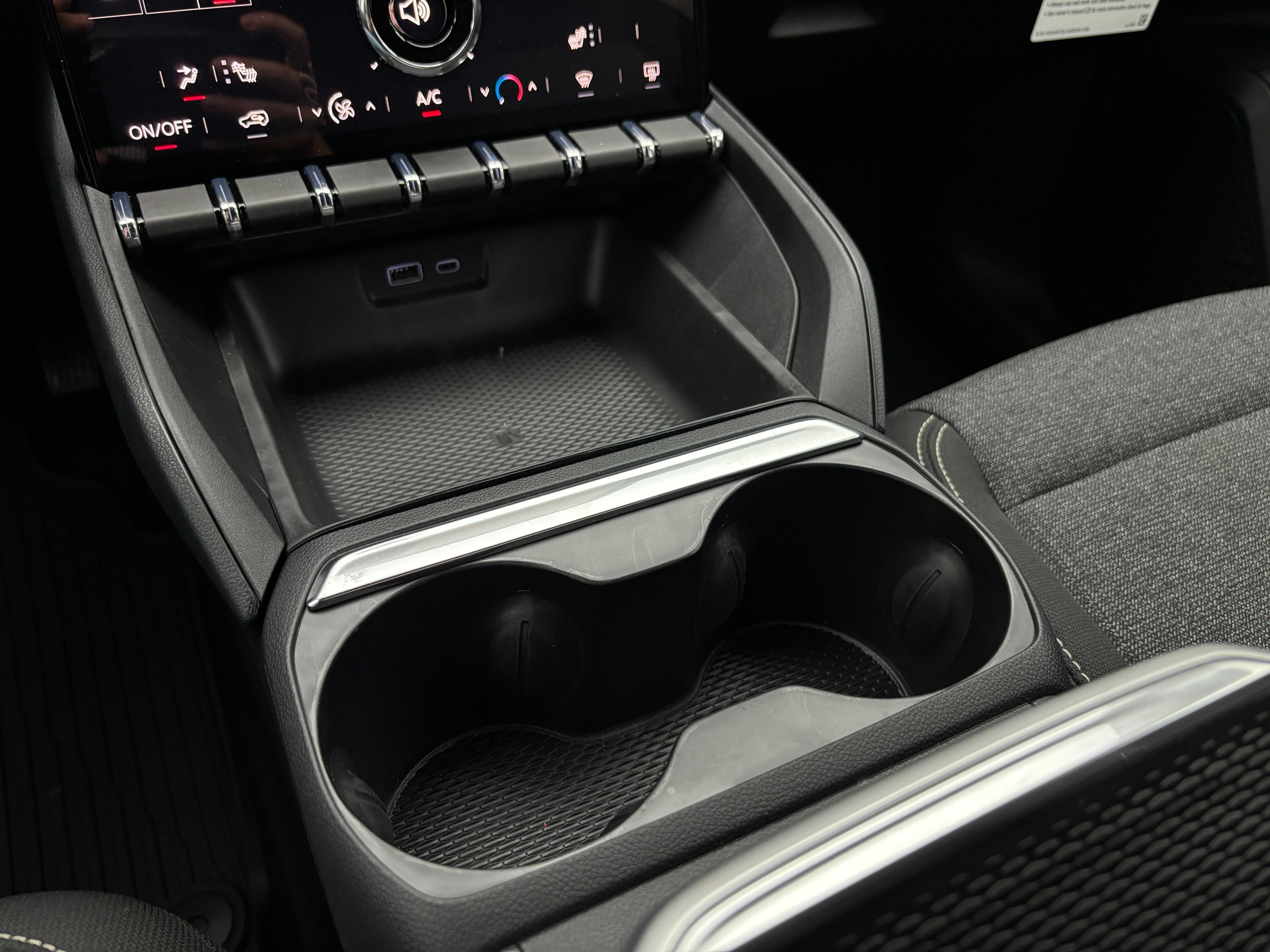 New 2027 GMC Terrain Elevation FWD image 25