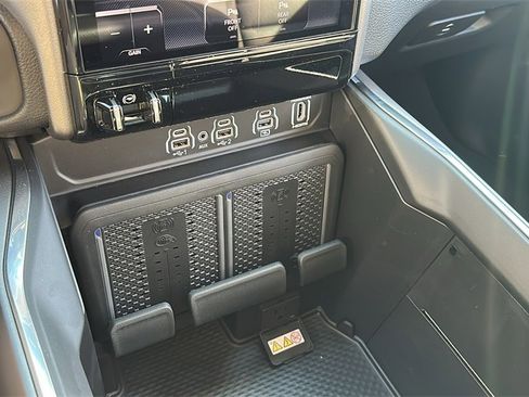 New 2026 RAM 1500 Laramie w/ Night Edition image 24