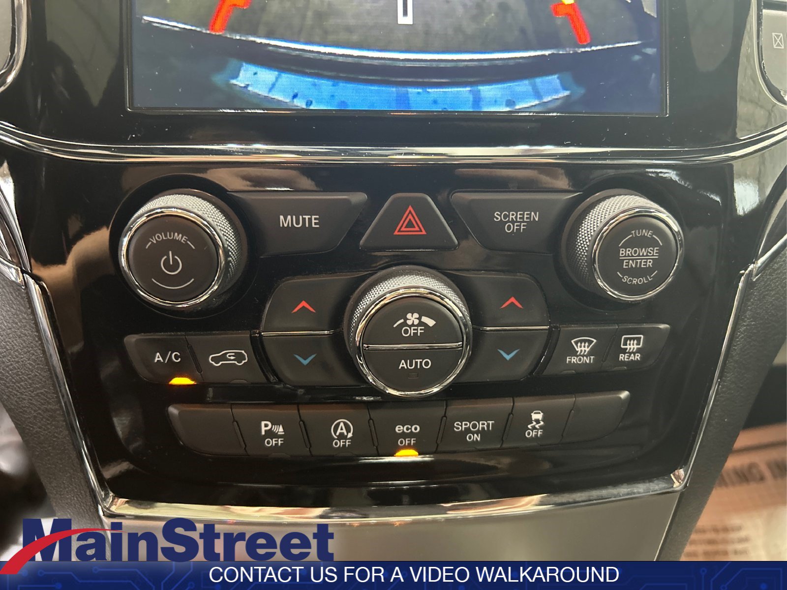 Used 2021 Jeep Grand Cherokee Overland AWD/4WD image 28