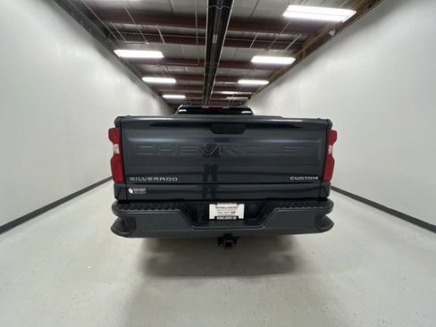 Certified 2021 Chevrolet Silverado 1500 Custom AWD/4WD image 7