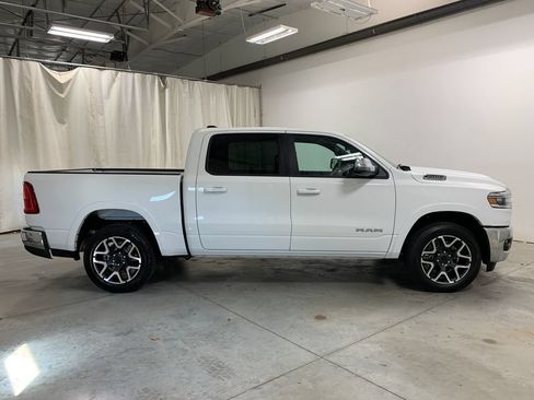 Used 2026 RAM 1500 Laramie AWD/4WD image 11
