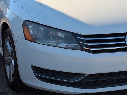 Used 2012 Volkswagen Passat 2.5 SE image 4