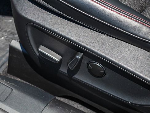 Used 2025 Ford Escape ST-Line w/ Equipment Group 301A image 23