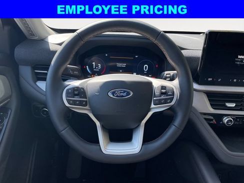 New 2026 Ford Explorer Active w/ Active Comfort Package AWD/4WD image 12