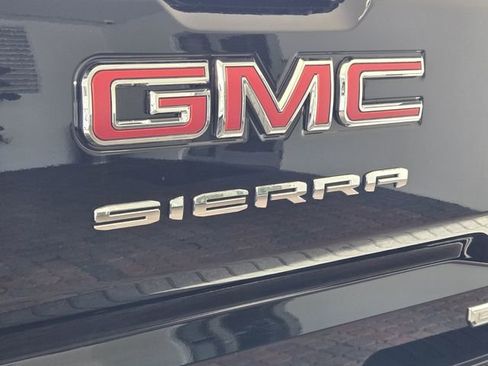 Used 2025 GMC Sierra 1500 Elevation w/ Elevation Premium Package image 10