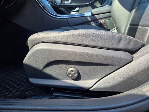 Used 2021 Mercedes-Benz C 300 4MATIC Sedan image 24