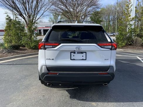 Certified 2025 Toyota RAV4 XLE Premium image 7