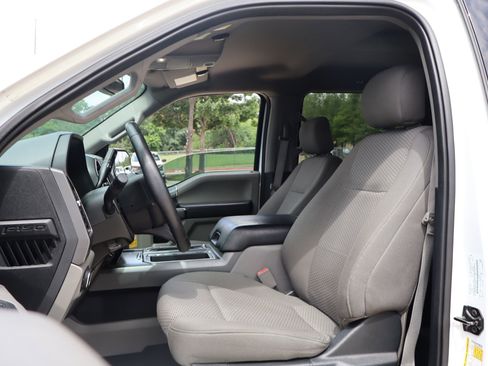 Used 2019 Ford F150 XLT w/ Equipment Group 302A Luxury AWD/4WD image 11