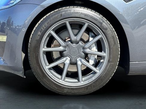 Used 2019 Tesla Model 3 Long Range AWD/4WD image 23
