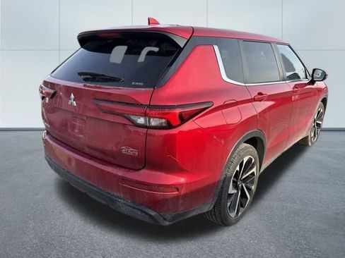 Used 2022 Mitsubishi Outlander ES AWD/4WD image 8